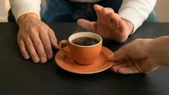 4 belangrijkste tekenen dat je te veel koffie drinkt