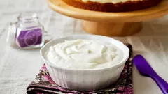 Zachte banketbakkersroom: beproefd recept voor de perfecte taartvulling